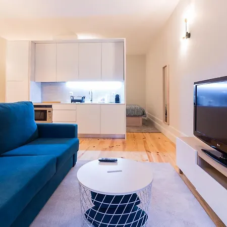 Apartment On - Coliseu